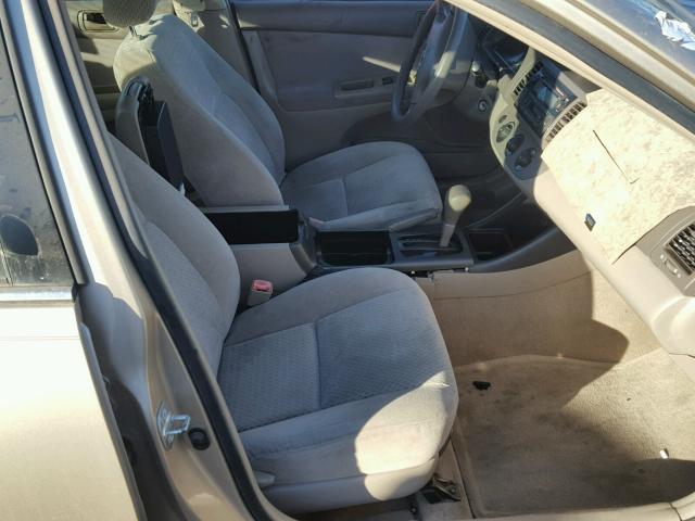 4T1BE32K54U369795 - 2004 TOYOTA CAMRY LE ოქროსფერი ფოტო 5