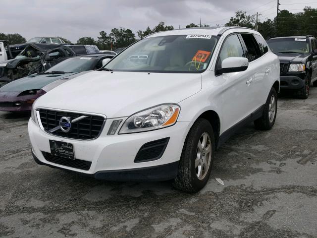 YV4952DL3B2165456 - 2011 VOLVO XC60 WHITE photo 2