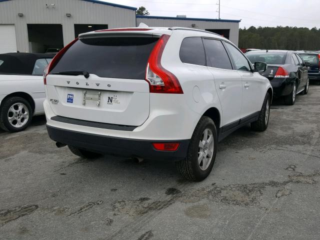 YV4952DL3B2165456 - 2011 VOLVO XC60 WHITE photo 4