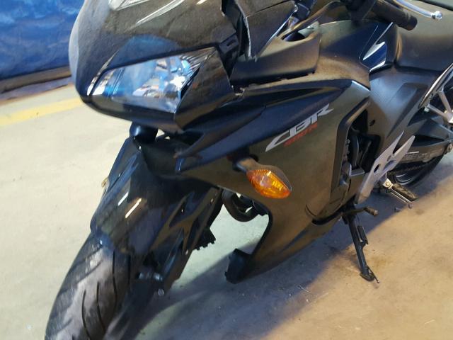 MLHPC4469F5200332 - 2015 HONDA CBR500 R BLACK photo 9