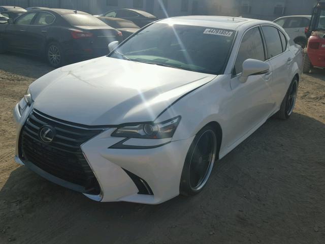 JTHBZ1BL5HA010586 - 2017 LEXUS GS WHITE photo 2