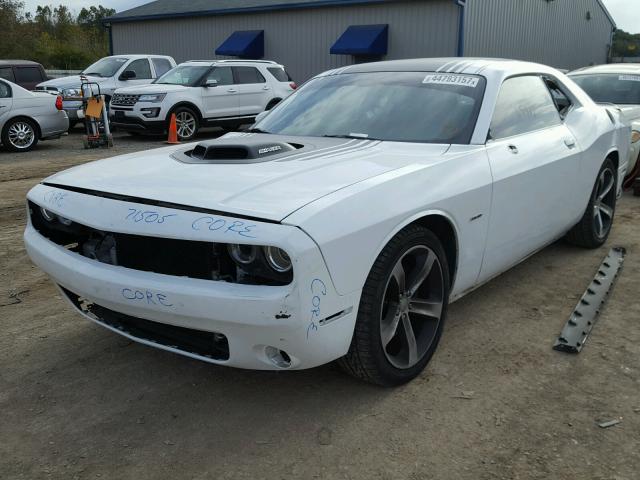 2C3CDZAT2FH782955 - 2015 DODGE CHALLENGER WHITE photo 2