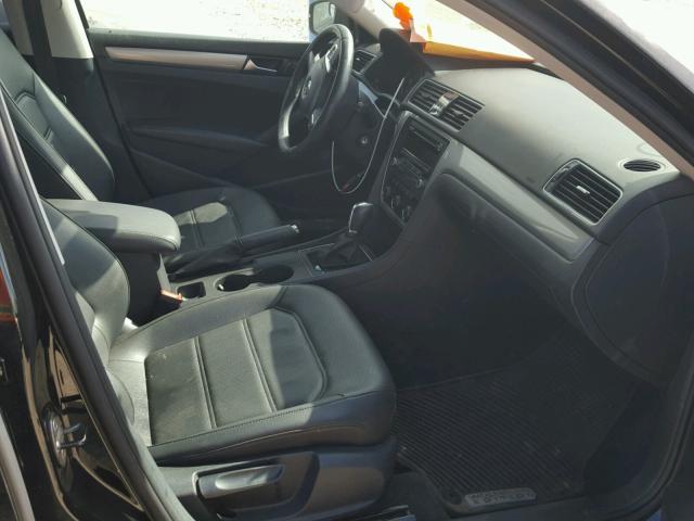 1VWAP7A3XEC022771 - 2014 VOLKSWAGEN PASSAT S შავი ფოტო 5