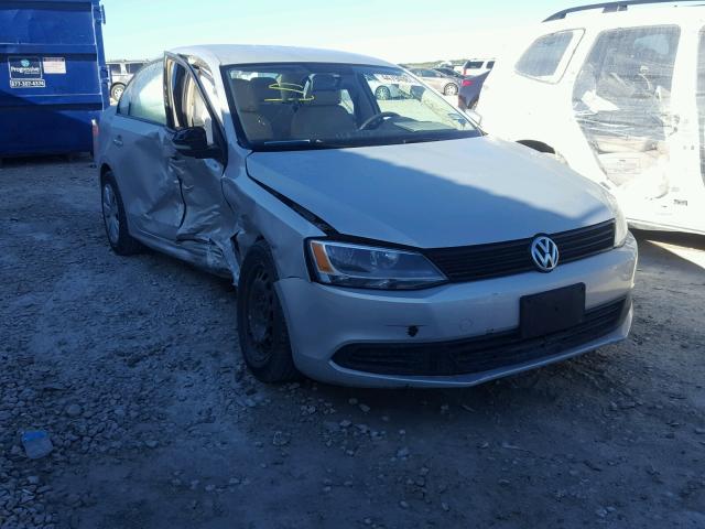 3VWBX7AJ6BM108219 - 2011 VOLKSWAGEN JETTA SILVER photo 1