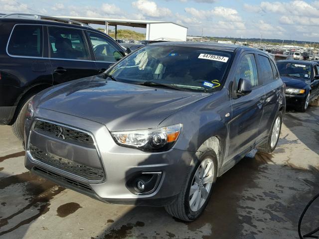 4A4AP3AU3EE018241 - 2014 MITSUBISHI OUTLANDER SILVER photo 2