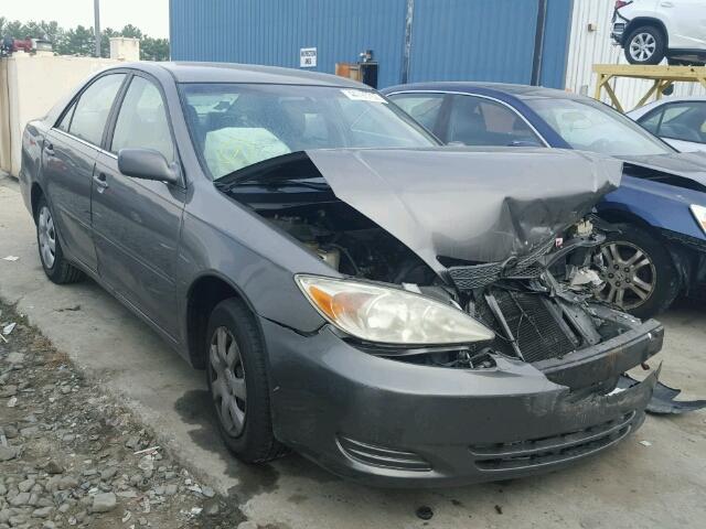 4T1BE32K42U574814 - 2002 TOYOTA CAMRY LE GRAY photo 1