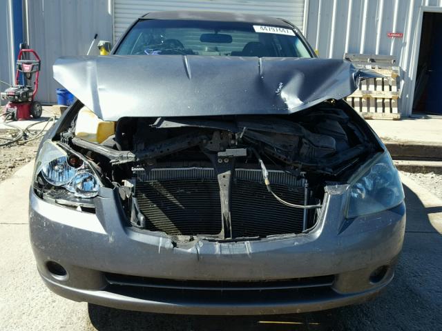 1N4AL11D25C384927 - 2005 NISSAN ALTIMA GRAY photo 9