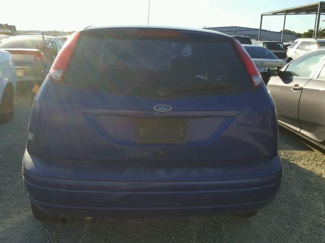 1FAHP37N36W162136 - 2006 FORD FOCUS ZX5 BLUE photo 9