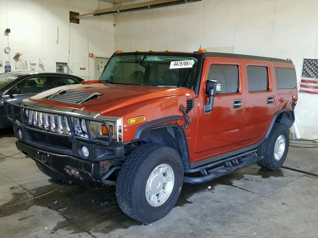 5GRGN23U74H101410 - 2004 HUMMER H2 ORANGE photo 2