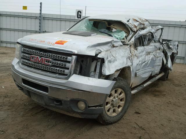 1GT121C89CF126980 - 2012 GMC SIERRA K25 SILVER photo 2