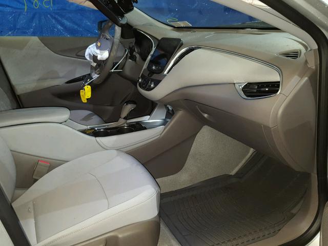 1G1ZE5ST2HF272824 - 2017 CHEVROLET MALIBU LT Gümüş foto 5