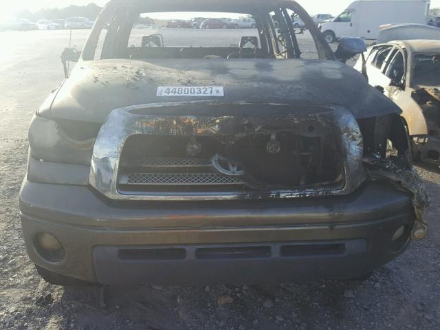 5TBBV58117S456707 - 2007 TOYOTA TUNDRA DOU BURN photo 7