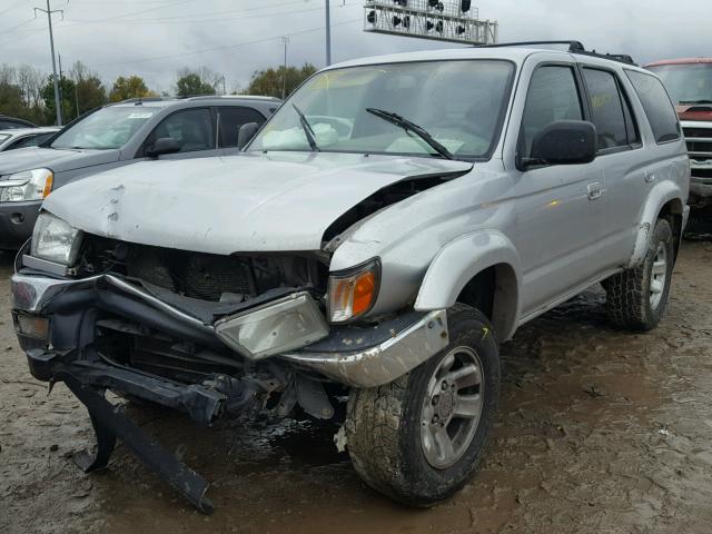 JT3HN86R2Y0270999 - 2000 TOYOTA 4RUNNER SR SILVER photo 2