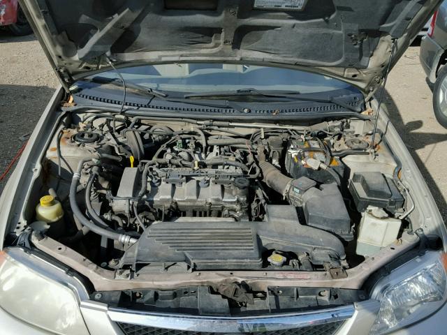 JM1BJ225620529580 - 2002 MAZDA PROTEGE TAN photo 7