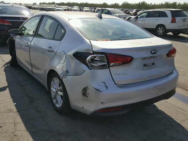 3KPFL4A78HE008435 - 2017 KIA FORTE LX SILVER photo 3