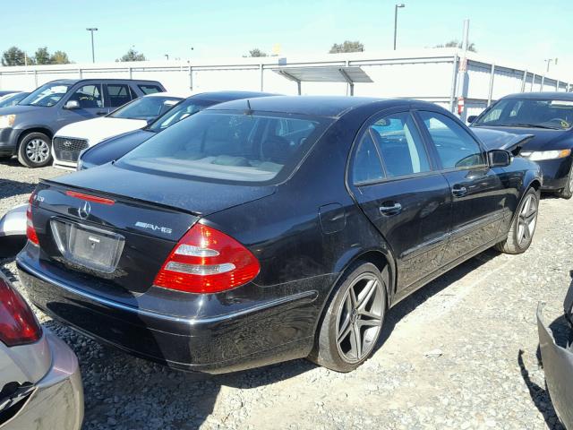 WDBUF65J64A545784 - 2004 MERCEDES-BENZ E 320 BLACK photo 4