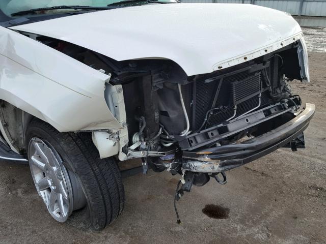 1GKS1EEF6CR139604 - 2012 GMC YUKON DENA WHITE photo 10