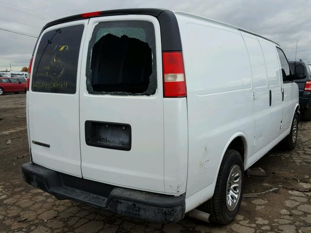 1GCSGAFX9C1104631 - 2012 CHEVROLET EXPRESS G1 WHITE photo 4