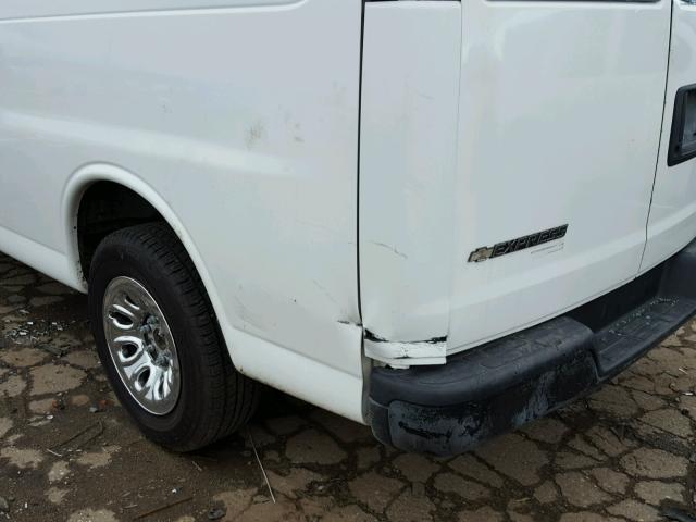 1GCSGAFX9C1104631 - 2012 CHEVROLET EXPRESS G1 WHITE photo 9