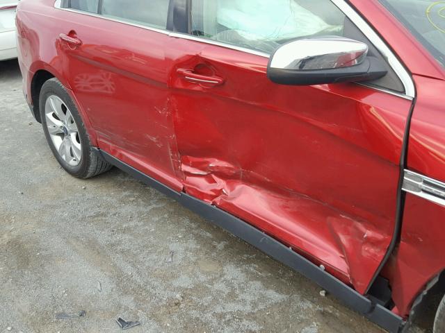 1FAHP2FW6AG109308 - 2010 FORD TAURUS LIM RED photo 9