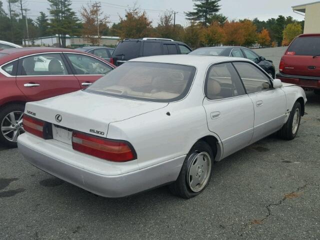 JT8BF12G0T0168263 - 1996 LEXUS ES 300 WHITE photo 4