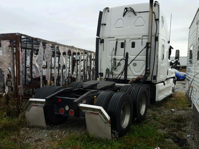 1FUJGLCK29LAF6202 - 2009 FREIGHTLINER CASCADIA 1 WHITE photo 4