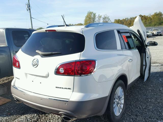 5GAKRAED7BJ337506 - 2011 BUICK ENCLAVE WHITE photo 4