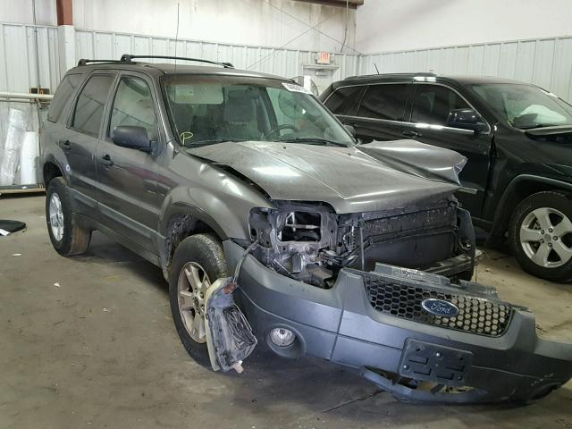 1FMYU03156KA11564 - 2006 FORD ESCAPE XLT GRAY photo 1