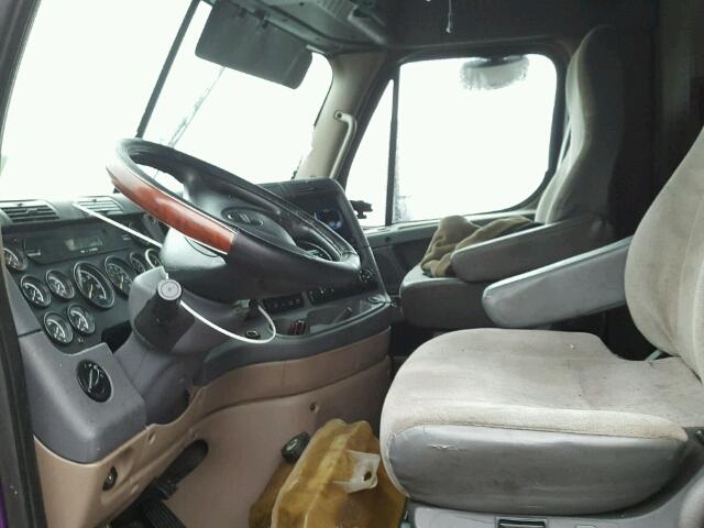 1FUJGLDR4BSBA3088 - 2011 FREIGHTLINER CASCADIA 1 PURPLE photo 5