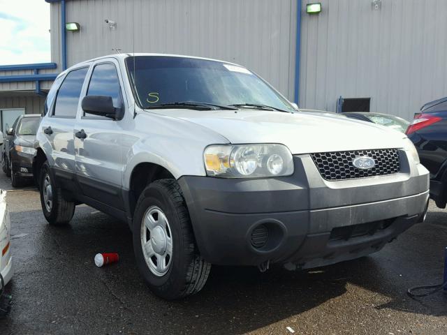 1FMYU02Z47KB07811 - 2007 FORD ESCAPE SILVER photo 1