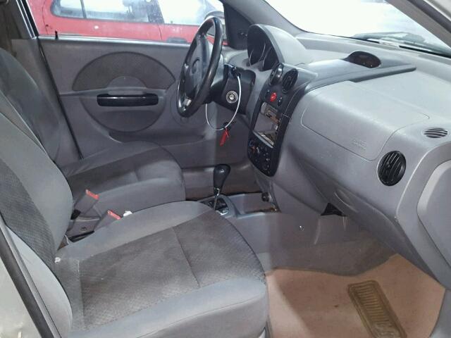 KL1TD62665B327169 - 2005 CHEVROLET AVEO BASE Արծաթագույն լուսանկար 5