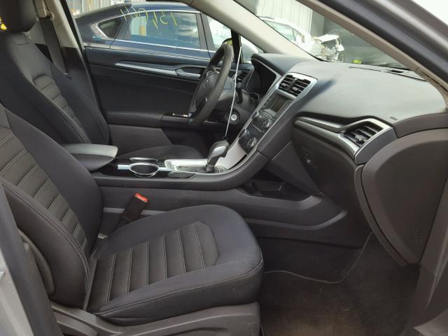 3FA6P0H75ER137617 - 2014 FORD FUSION SE SILVER photo 5