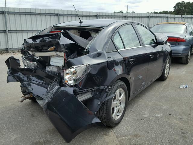 1G1PE5S90B7247322 - 2011 CHEVROLET CRUZE LT BLACK photo 4