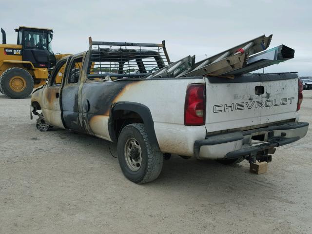 1GCHC29U23E267434 - 2003 CHEVROLET SILVERADO BURN photo 3