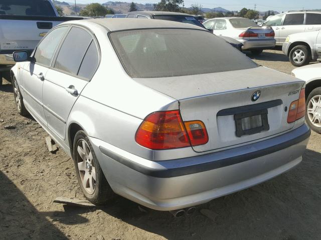 WBAAZ33493PH34111 - 2003 BMW 325 I SILVER photo 3