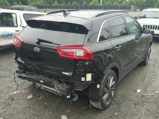 KNDCC3LC4H5053679 - 2017 KIA NIRO EX BLACK photo 4