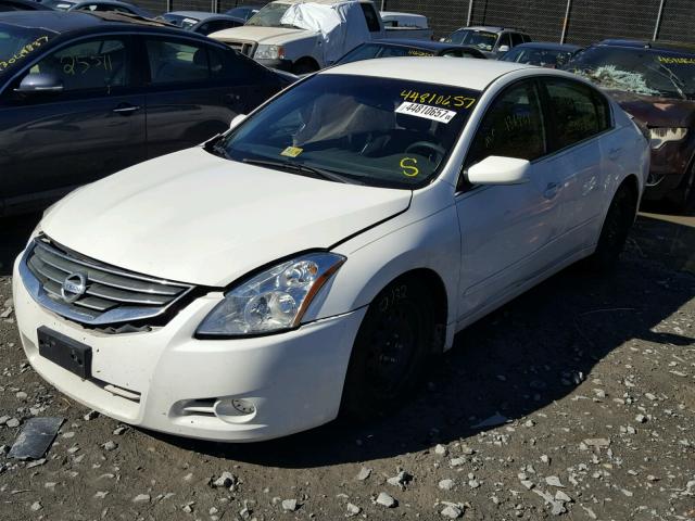 1N4AL2AP0BN499302 - 2011 NISSAN ALTIMA BAS WHITE photo 2