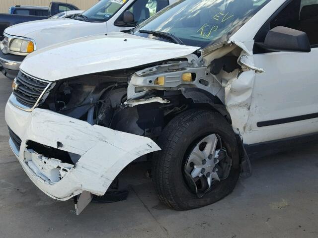 1GNKRFED2DJ234256 - 2013 CHEVROLET TRAVERSE L WHITE photo 9