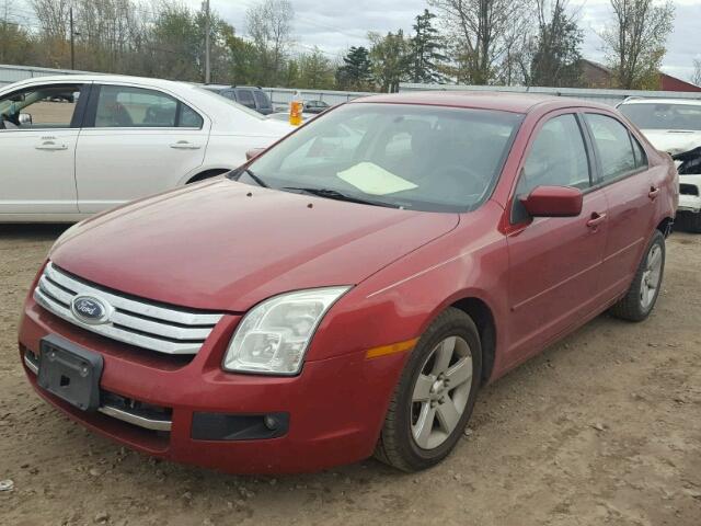 3FAHP07Z38R173161 - 2008 FORD FUSION SE RED photo 2