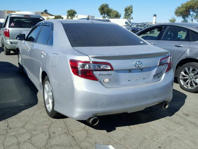 4T1BF1FK7DU265580 - 2013 TOYOTA CAMRY L SILVER photo 3