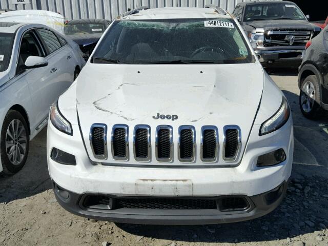 1C4PJMCS0GW294586 - 2016 JEEP CHEROKEE L WHITE photo 9