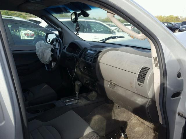 5N1AN08W95C633354 - 2005 NISSAN XTERRA OFF GRAY photo 5