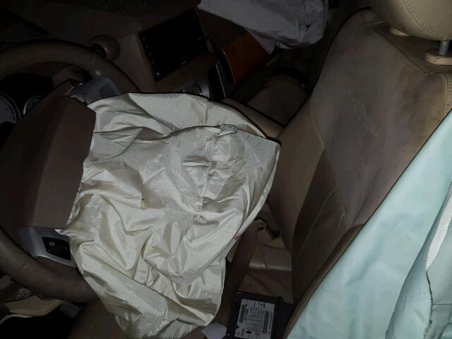 2A8HR64X78R148756 - 2008 CHRYSLER TOWN & COU Qızıl foto 5