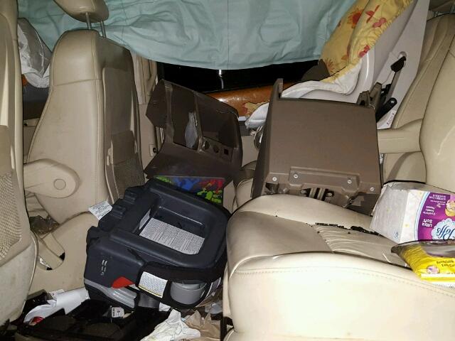 2A8HR64X78R148756 - 2008 CHRYSLER TOWN & COU Qızıl foto 6