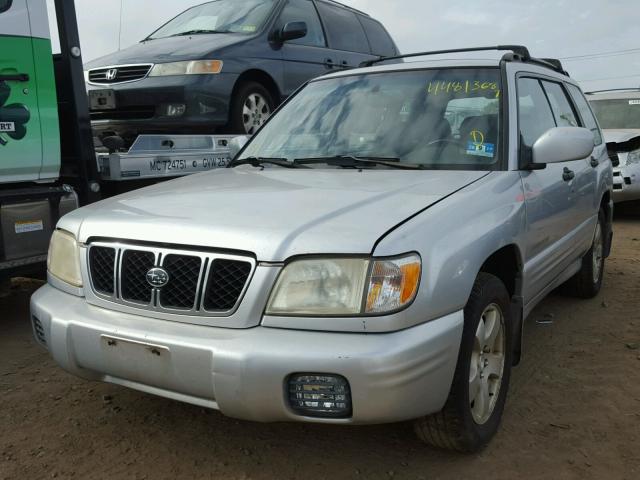 JF1SF65642H737915 - 2002 SUBARU FORESTER S 银色 照片 2