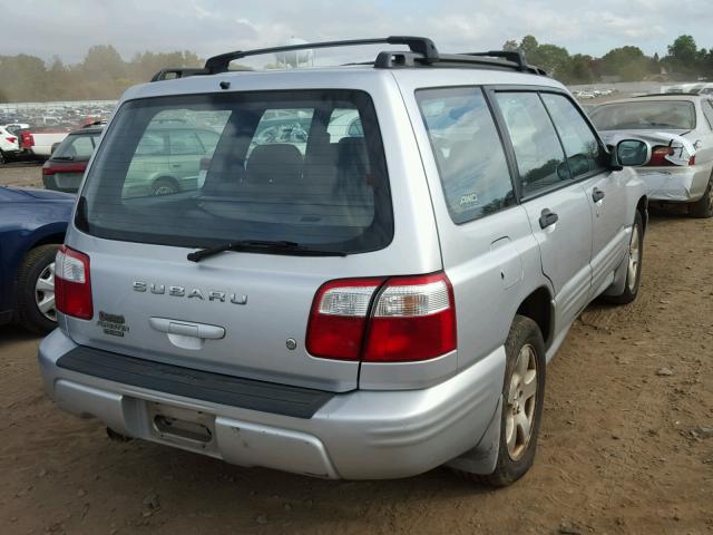 JF1SF65642H737915 - 2002 SUBARU FORESTER S 银色 照片 4