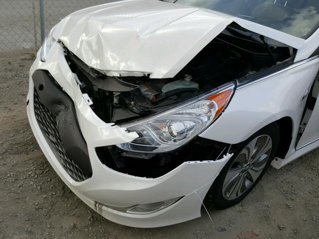 KMHEC4A44DA084888 - 2013 HYUNDAI SONATA HYB WHITE photo 9