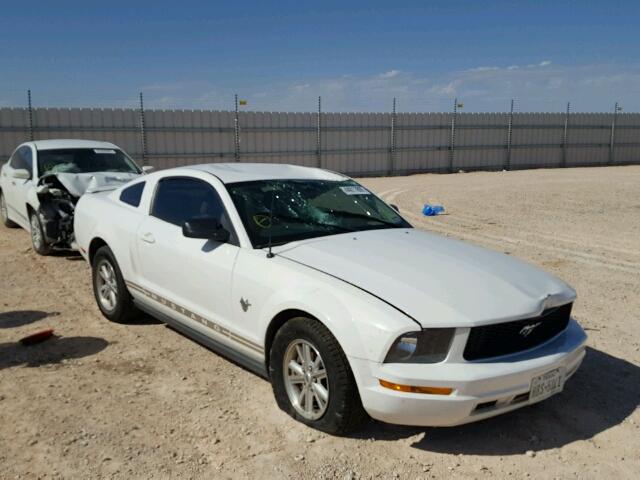 1ZVHT80N795139303 - 2009 FORD MUSTANG WHITE photo 1