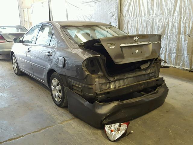 4T1BE32K33U781826 - 2003 TOYOTA CAMRY LE GRAY photo 3