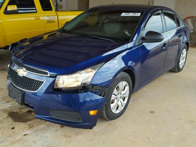 1G1PC5SHXC7163362 - 2012 CHEVROLET CRUZE BLUE photo 2